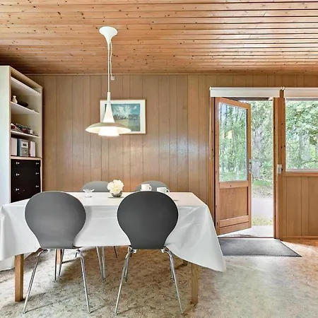 2605-nexo-vaebnerstien-6 * Neksø